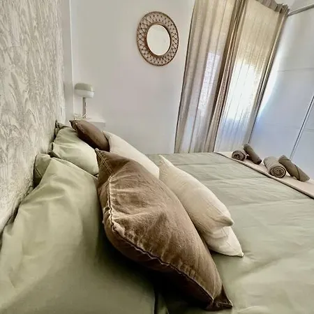 En El Fuerte Centro Al Lado De La Playa Apartamento Marbella