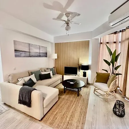 En El Fuerte Centro Al Lado De La Playa Apartamento *