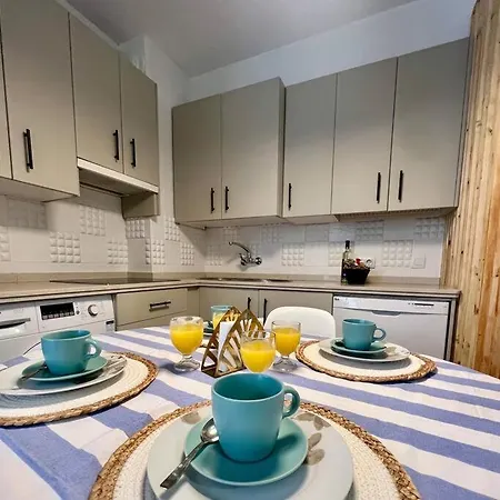 En El Fuerte Centro Al Lado De La Playa