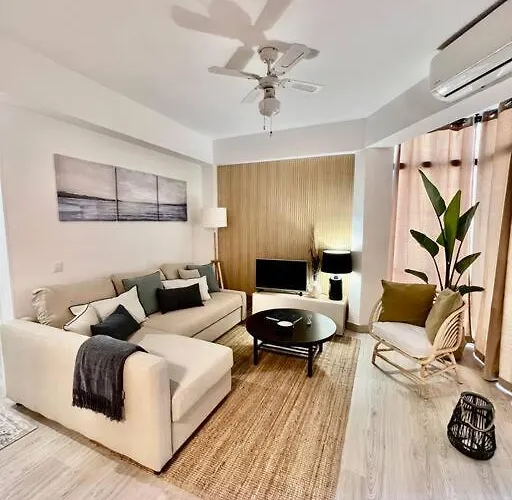 En El Fuerte Centro Al Lado De La Playa Apartamento *