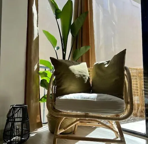 En El Fuerte Centro Al Lado De La Playa *